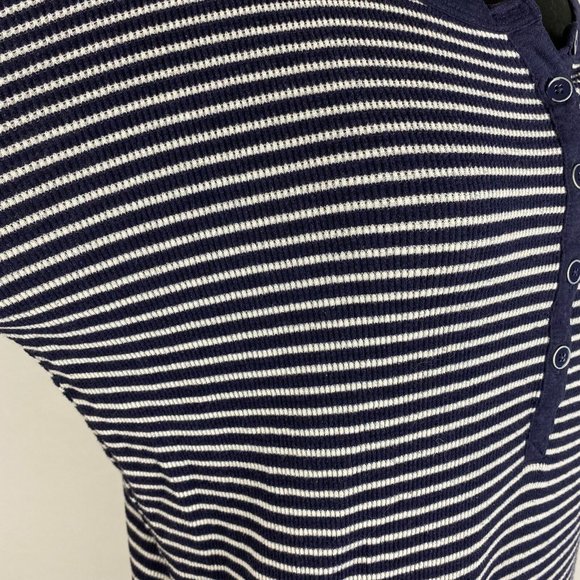 Gap Waffle Knit Henley T-Shirt Women's Size XS Blue White Striped Long Sleeves - Picture 7 of 12